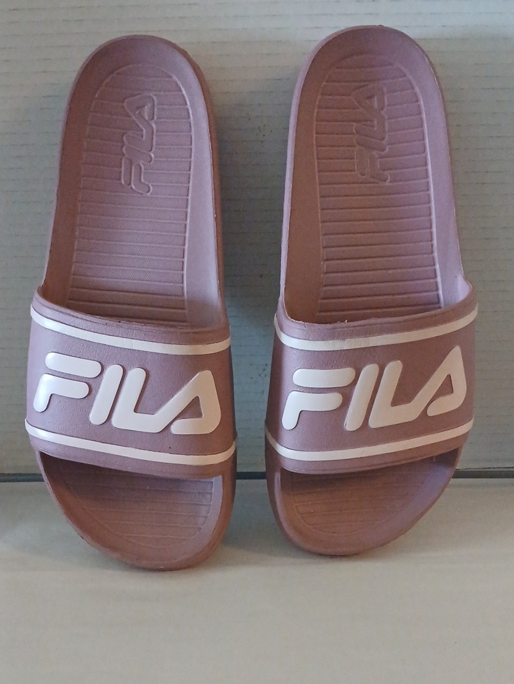 FILA Men's Mauve Slide Sandals with Cream Logo